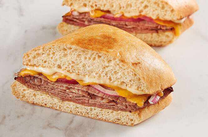 HORSERADISH ROAST BEEF & CHEDDAR